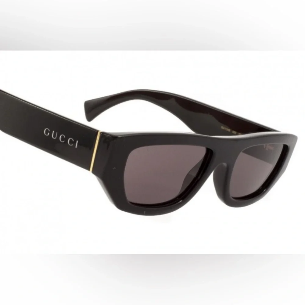 New - GUCCI GG1134S 002 square sunglass comes shiny black frame with dar…